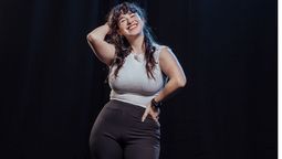 Antonella Jaque es la hija del exgobernador Celso Jaque, pero brilla con luz propia: es productora de teatro y actriz, y además tiene un cargo en la facultad de Arte y Diseño de la UNCuyo. Foto: DebyFran para Giranubes. Antonella Jaque es la hija del exgobernador Celso Jaque, pero brilla con luz propia: es productora de teatro y actriz, y además tiene un cargo en la facultad de Arte y Diseño de la UNCuyo. Foto: DebyFran para Giranubes.