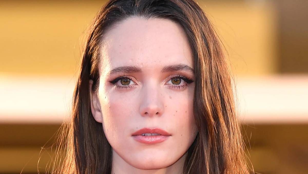 Stacy Martin es una de las protagonistas de esta película de Netflix