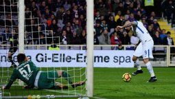 Icardi y Simeone marcaron en el adelantado de la Serie A
