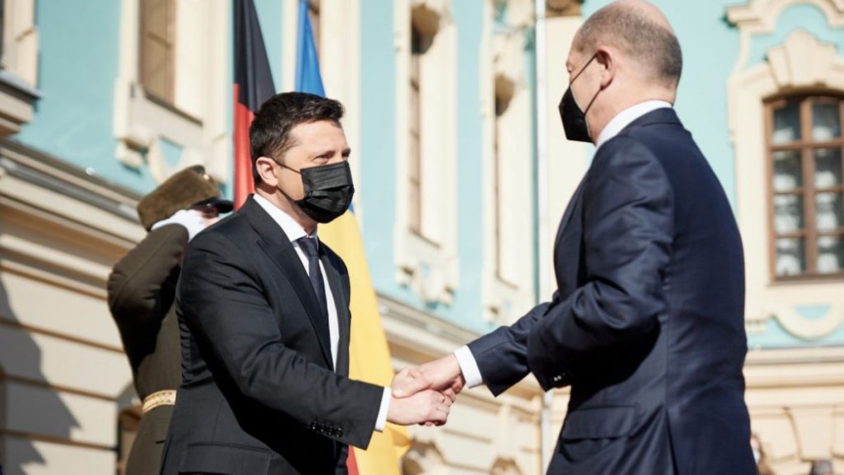 Volodomir Zelenski y Olaf Scholz.