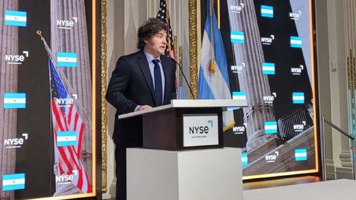 Javier Milei tocó la campana en Wall Street y disertó ante inversores