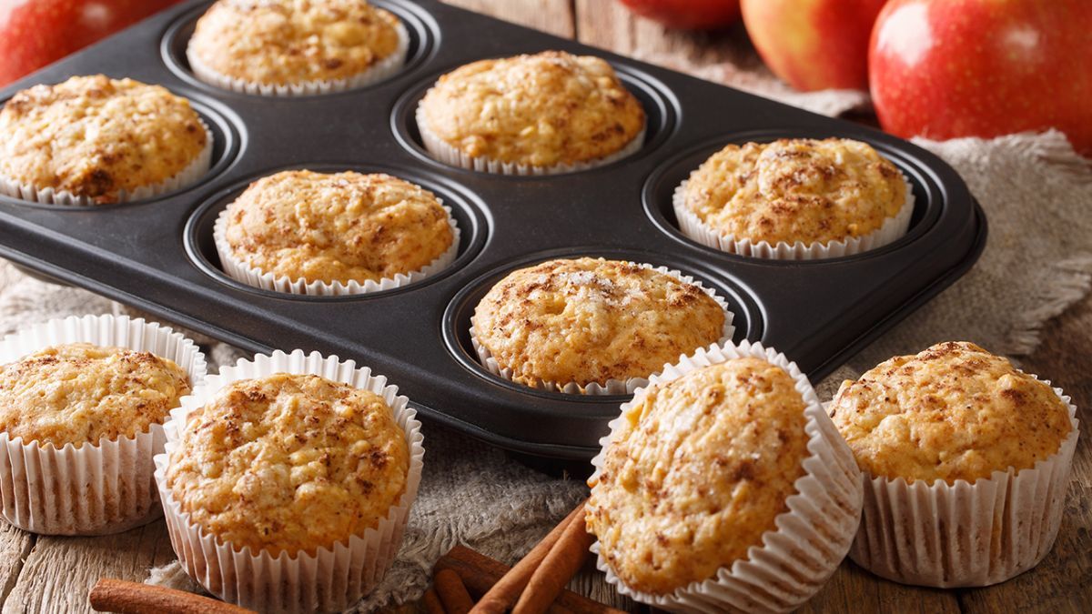 Muffins de avena y manzana sin harina y sin azúcar: la receta en 20 minutos para sumar a la dieta