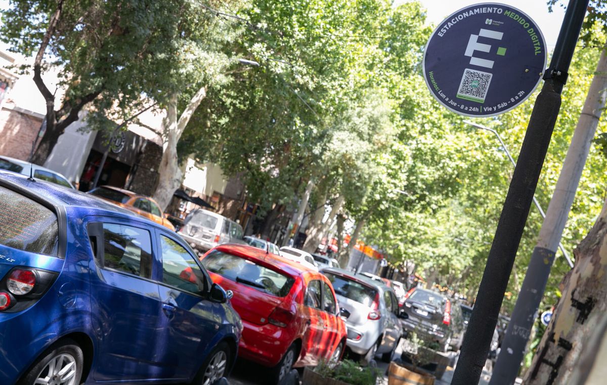 El estacionamiento medido digital en la Ciudad de Mendoza ha dado buelos resultados para la comuna.