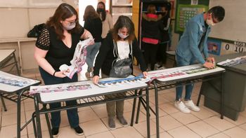 Por qué radicales y peronistas miran de reojo las elecciones a las que fuimos a votar con barbijo Por qué radicales y peronistas miran de reojo las elecciones a las que fuimos a votar con barbijo