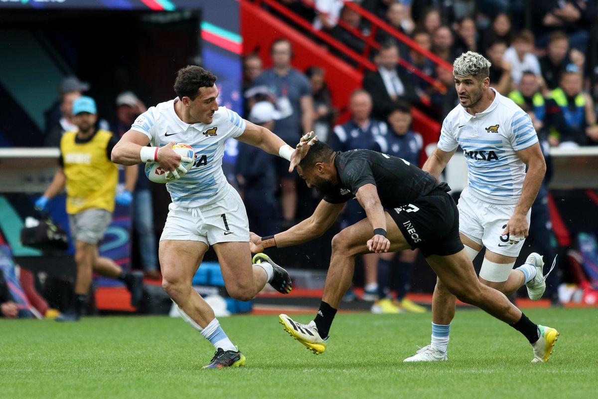 El mendocino Rodrigo Isgró encabeza el ataque de Los Pumas 7s ante los All Blacks 7s