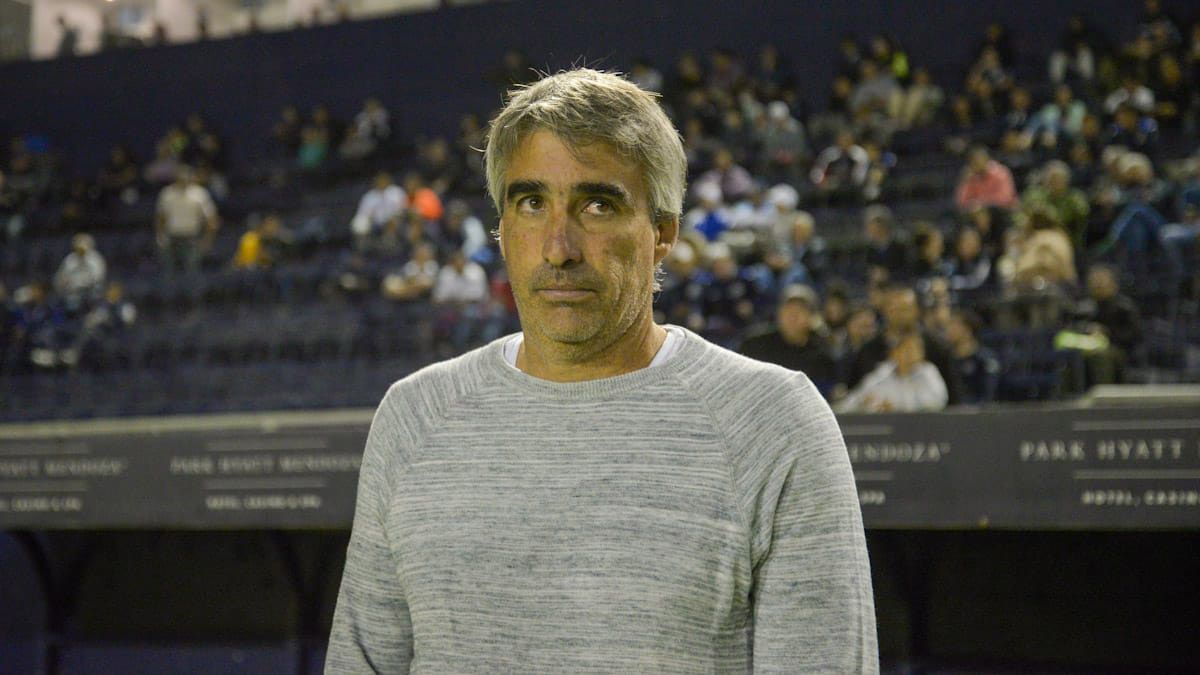 Gabriel Gómez se fue con bronca por el empate, pero conforme por el nivel de Independiente Rivadavia.