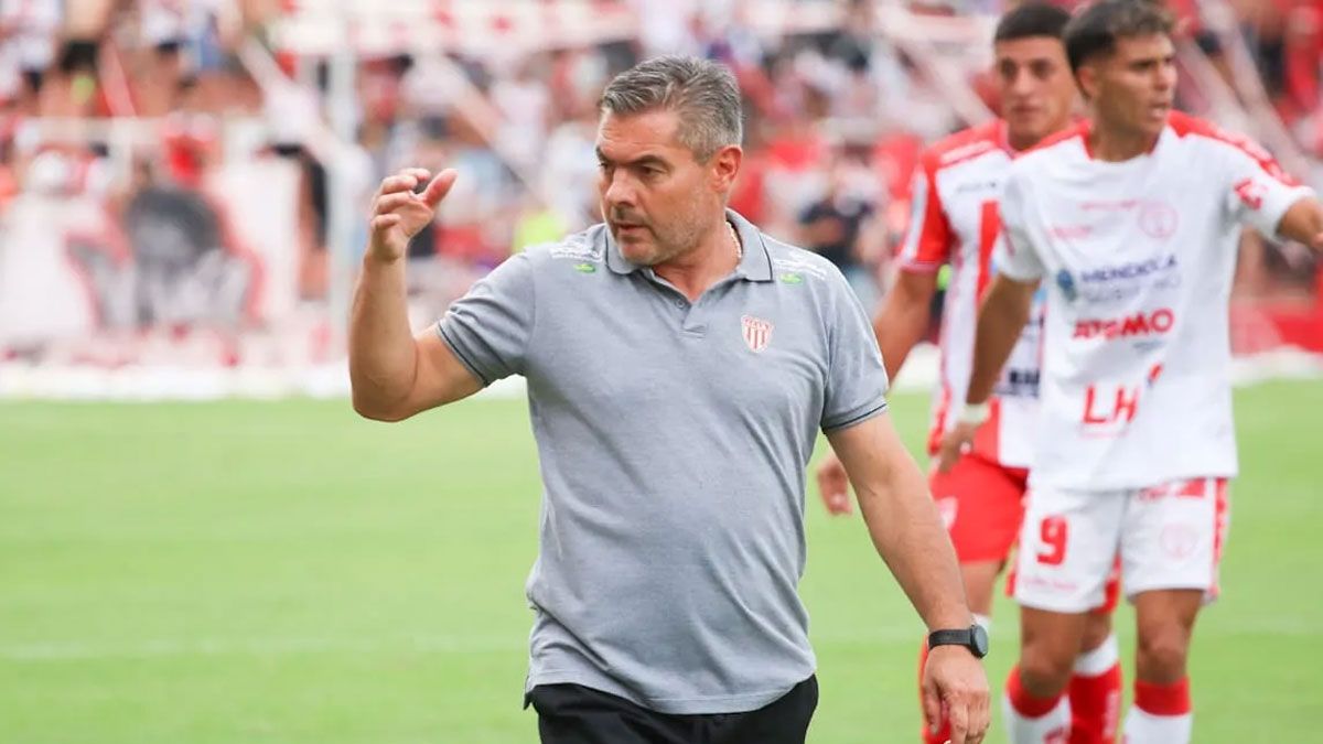 Sergio Toti Arias dejó de ser el DT de San Martín.