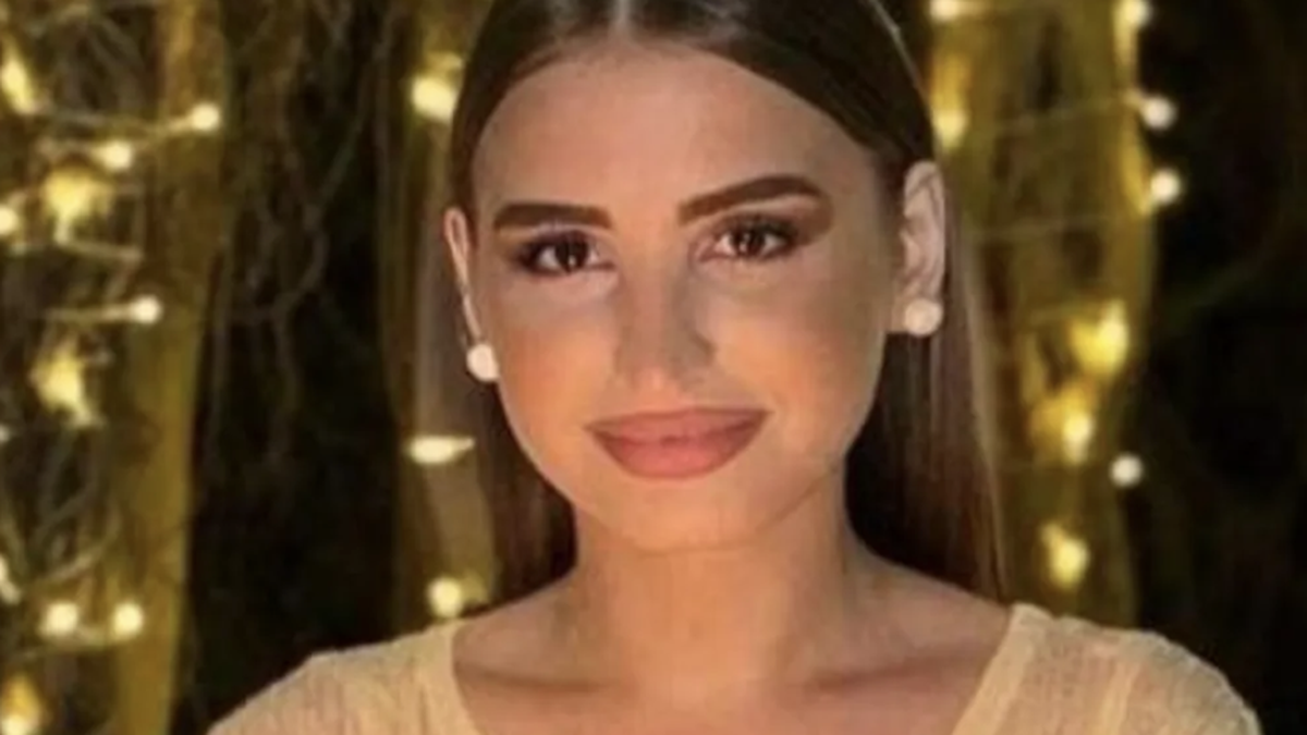 Agata Margaret Spada la joven de 22 años que murió tras operarse con un médico que conoció en TikTok. Agata Margaret Spada la joven de 22 años que murió tras operarse con un médico que conoció en TikTok.