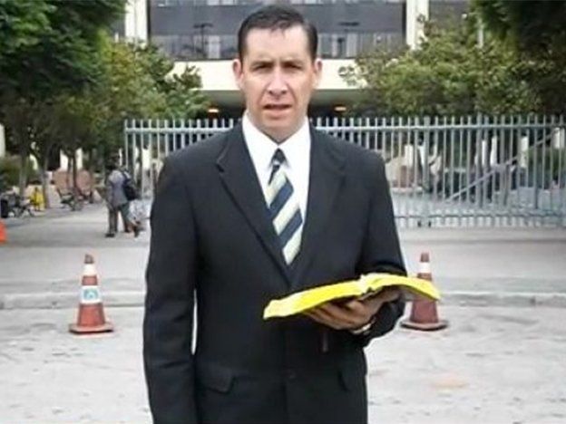 Polémica teoría: un pastor aseguró que el incendio en Chile fue castigo de Dios por los derechos a homosexuales