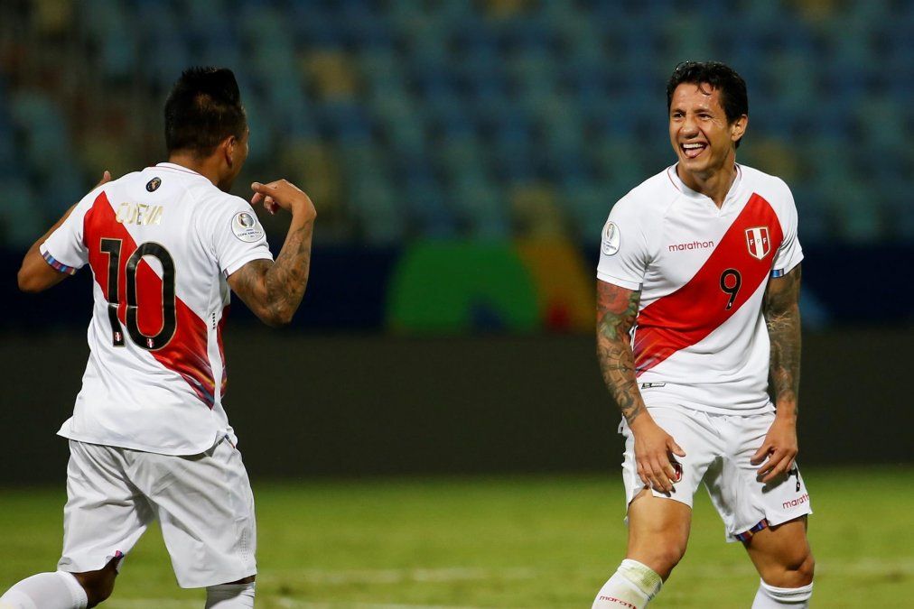 Perú pasó a semifinales en un partidazo