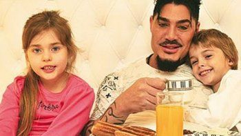 El recuerdo de Martita Fort en el cumpleaños 52 de Ricardo