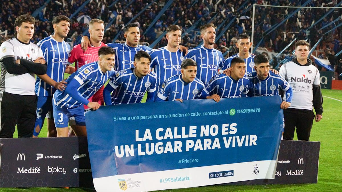Godoy Cruz goleó a Boca Juniors en el Malvinas Argentinas. Godoy Cruz goleó a Boca Juniors en el Malvinas Argentinas.