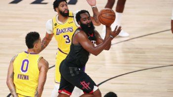 Los Lakers, sin LeBron James, cayeron frente a Houston Rockets