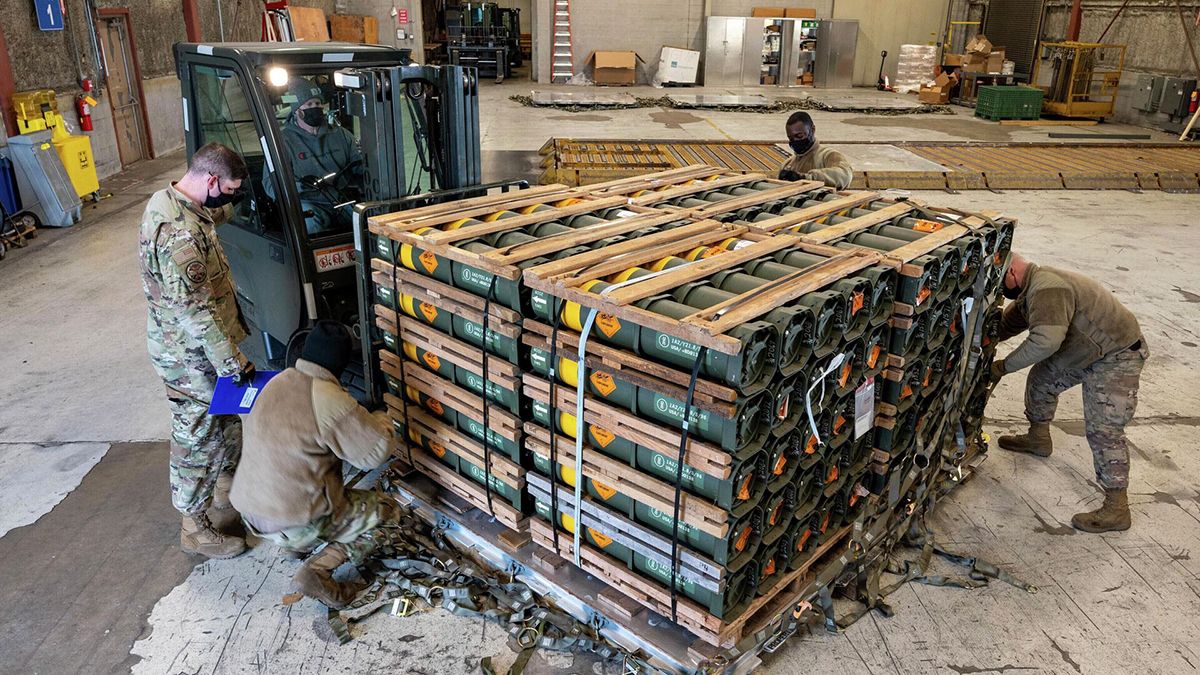 Guerra Rusia - Ucrania: Estados Unidos a colaborado con millones de dólares en armas para el ejército ucraniano.