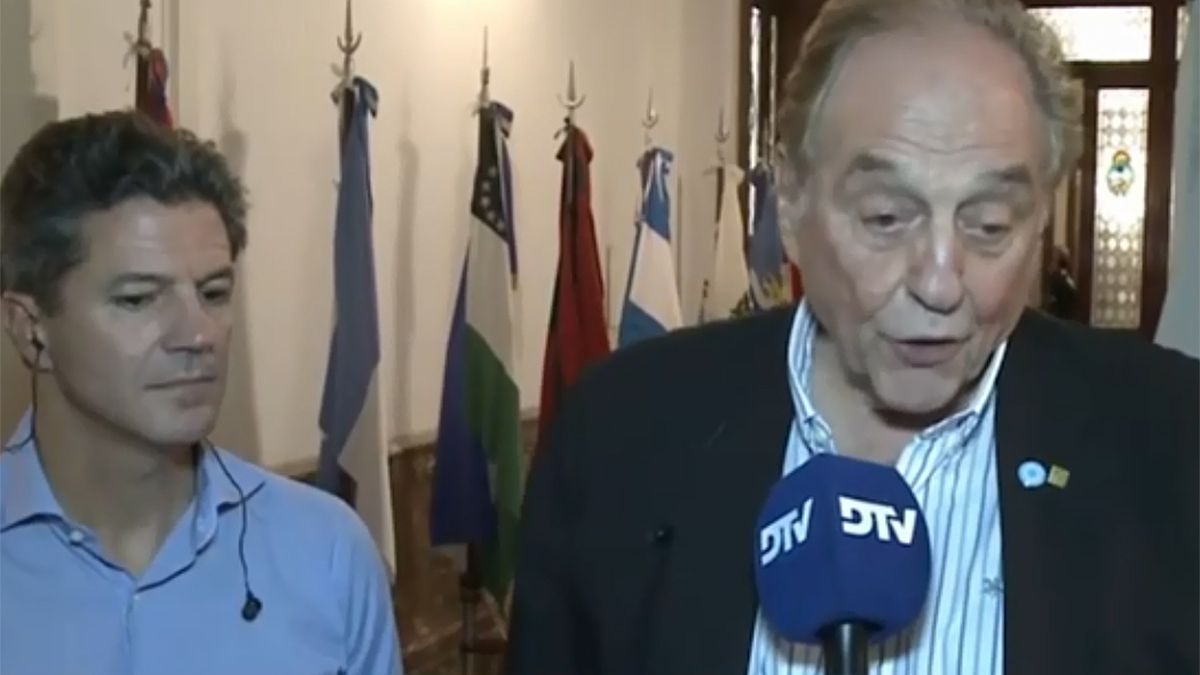 Los diputados Carlos Heller, titular de la Comisión de Presupuesto y Hacienda, y Luciano Laspina, vicepresidente de dicha Comisión participaran del debate.