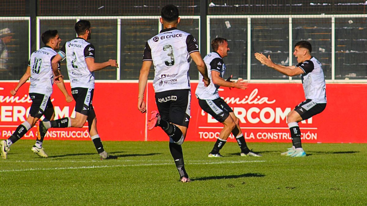 El Lobo ganó en el Chaco y es puntero.