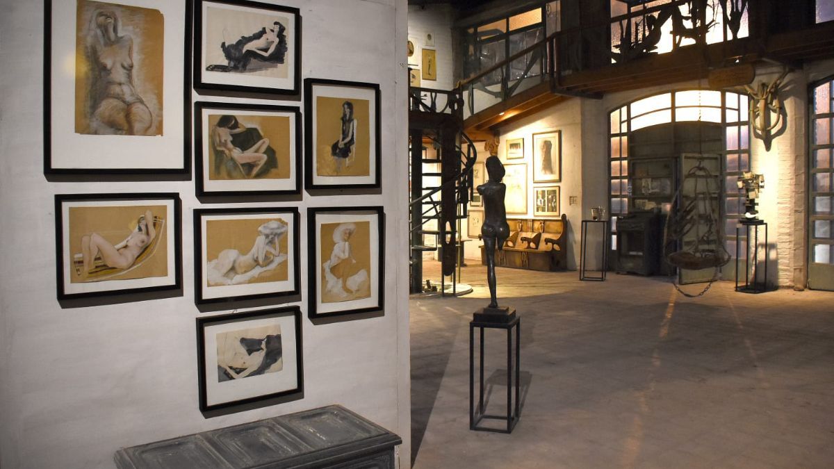 En la Casa del Escultor no solo se muestran piezas creadas por Rosas, sino de muchos artistas con los que se realizaron canjes de obras