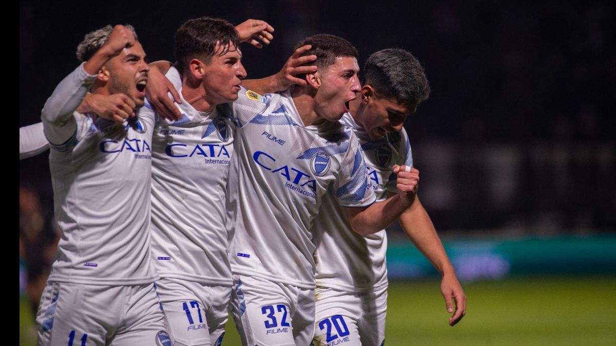 Godoy Cruz jugará un partido clave ante Racing.