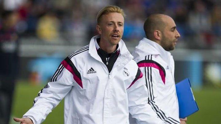 Guti volvió a cargar contra el Barça en Twitter
