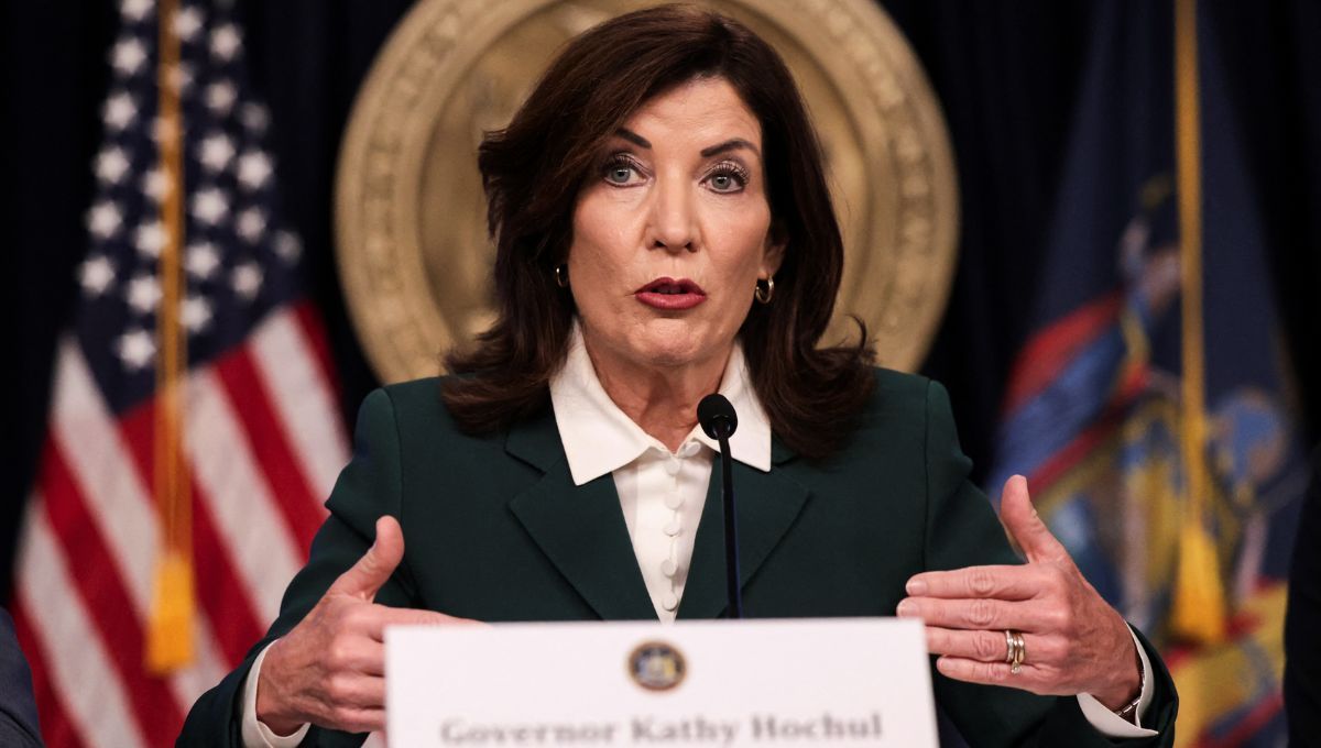 La gobernadora de Nueva York resolvió despedir a estos empleados