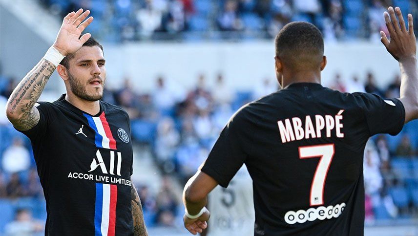 Icardi anotó un doblete en un partido que tuvo cinco mil espectadores