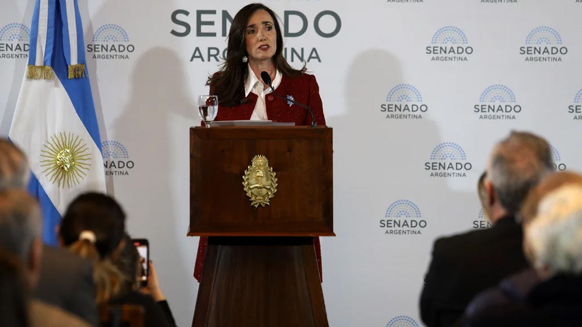 Victoria Villarruel en el Senado y con un discurso que reavivó la teoría de los dos demonios.
