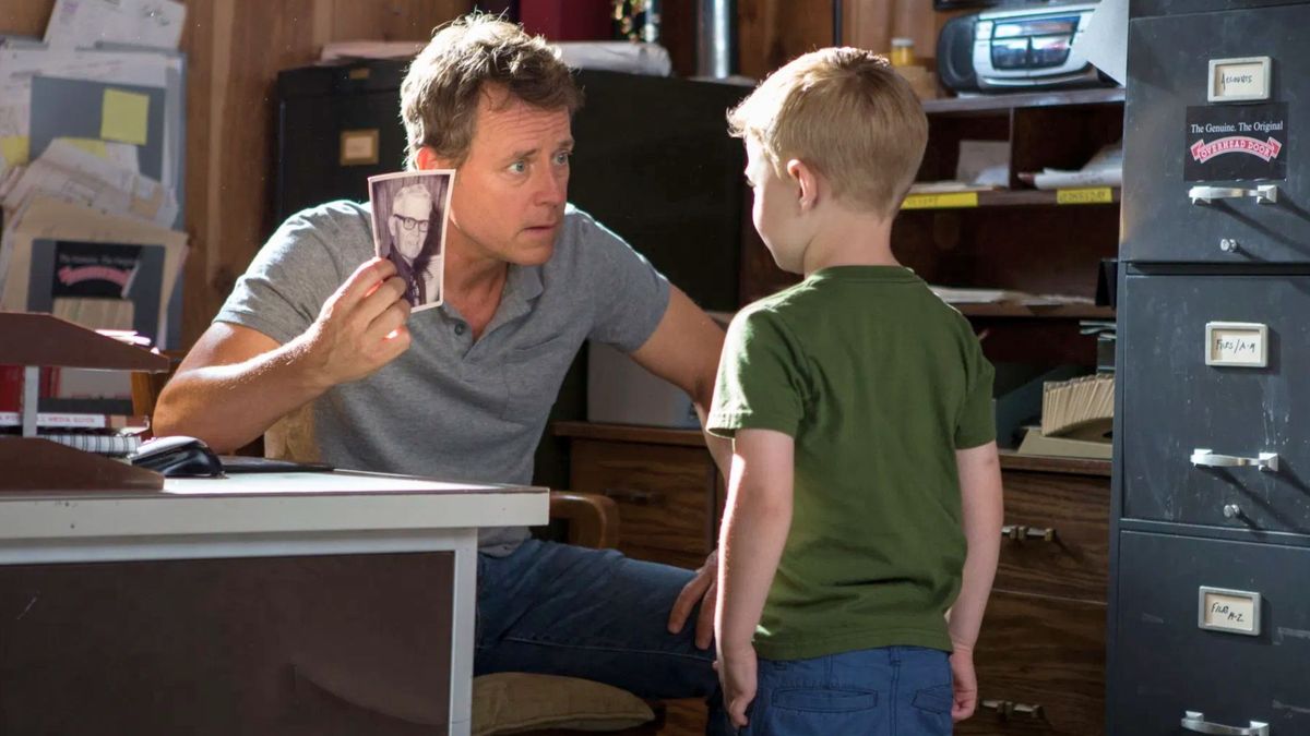 Todd Burpo, un pastor y padre de familia, escribió un libro sobre los relatos de su hijo de cuatro años, quien aseguró haber estado en el cielo. Todd Burpo, un pastor y padre de familia, escribió un libro sobre los relatos de su hijo de cuatro años, quien aseguró haber estado en el cielo.