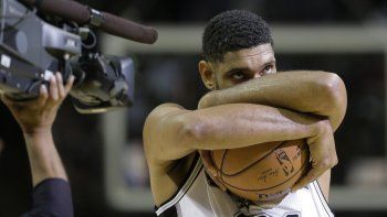 ¡Te vamos a extrañar! Se retiró después de 19 temporadas en la NBA