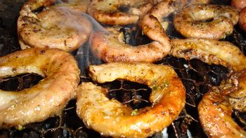 Cómo hacer chinchulines al limón en el asado: la receta para que salgan perfectos