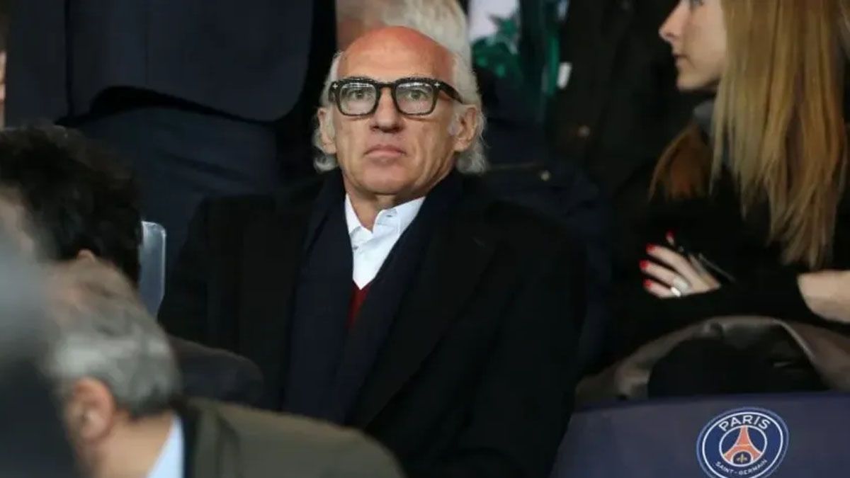 Carlos Bianchi, campeón como DT de la Copa Libertadores una vez con Vélez, y tres veces con Boca. Carlos Bianchi, campeón como DT de la Copa Libertadores una vez con Vélez, y tres veces con Boca.