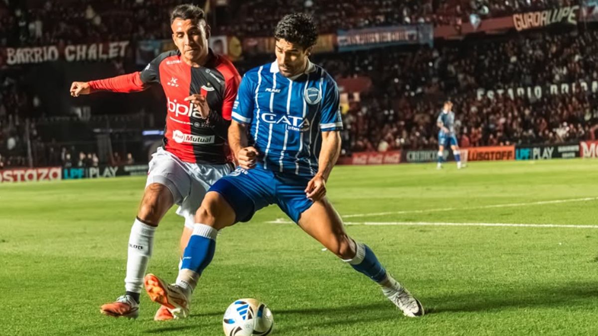 Godoy Cruz empató 0 a 0 ante Colón en Santa Fe por la Primera Nacional. Foto: Gentileza. Godoy Cruz empató 0 a 0 ante Colón en Santa Fe por la Primera Nacional. Foto: Gentileza. 