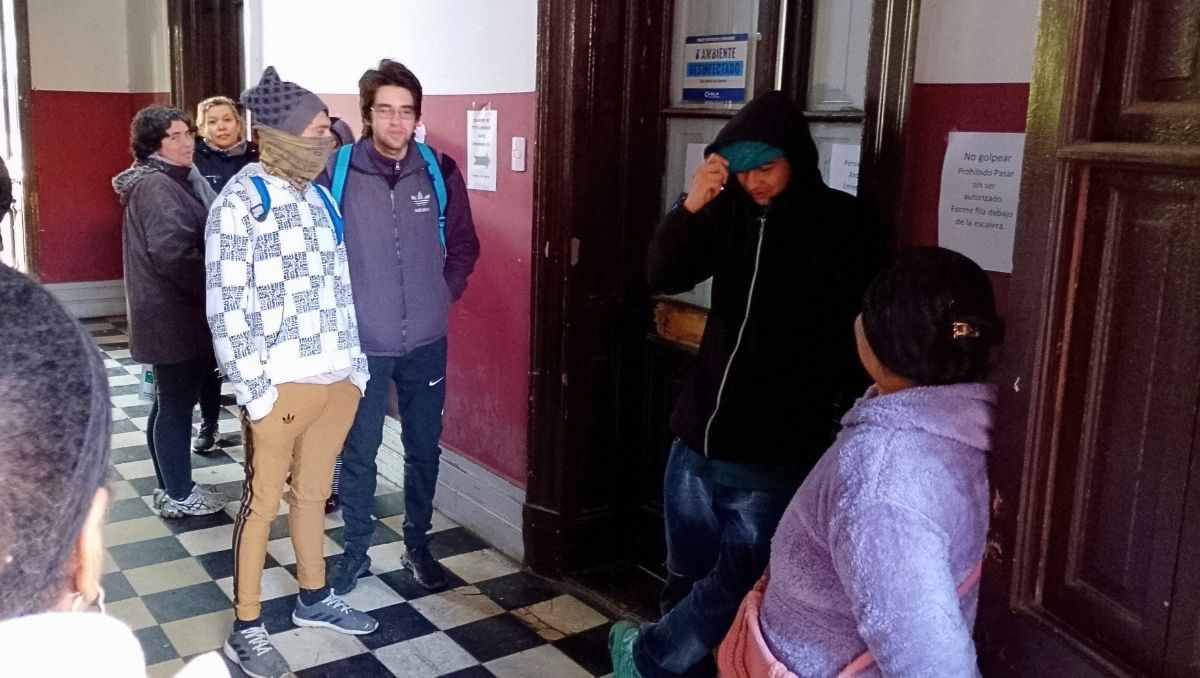 La oficina de la Agencia Nacional de Discapacidad reparte 30 números por día. La mayoría de las consultas es por las pensiones no contributivas.