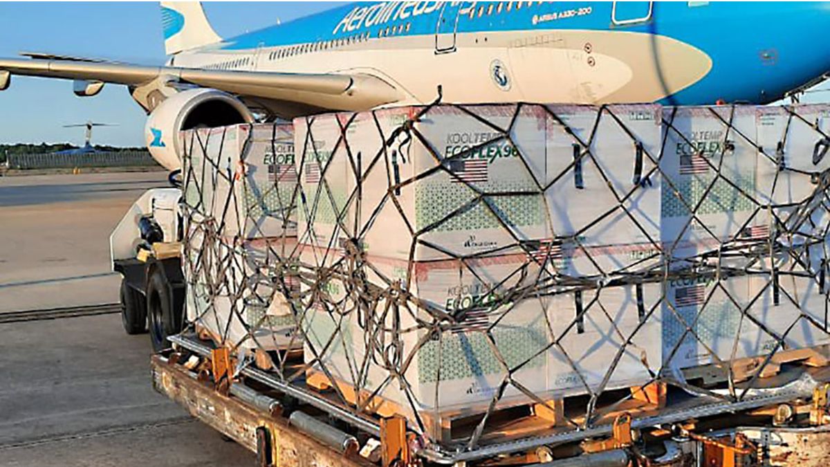 La vida dependía de cada avión con vacunas que llegaba a Mendoza, dice Aguilar.