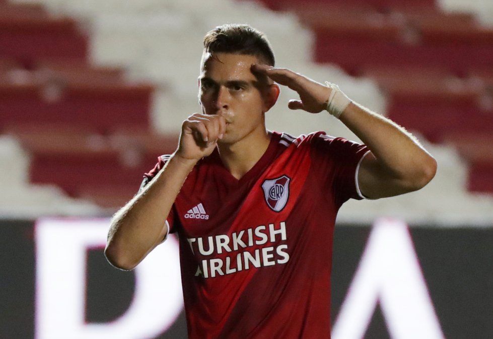 Rafael Borré quedó libre de River y tiene futuro europeo
