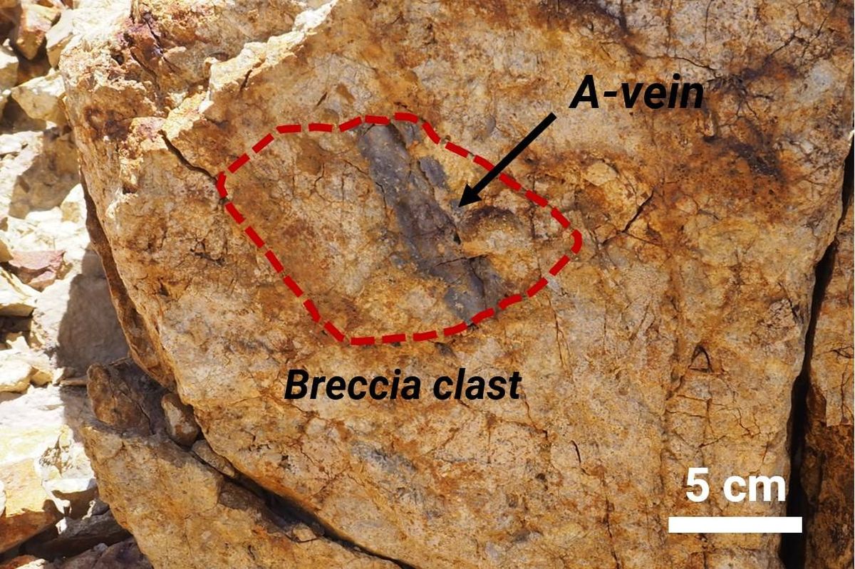 Brecha hidrotermal en El Perdido. Kobrea avanza con la exploración minera en Malargüe. Brecha hidrotermal en El Perdido. Kobrea avanza con la exploración minera en Malargüe.