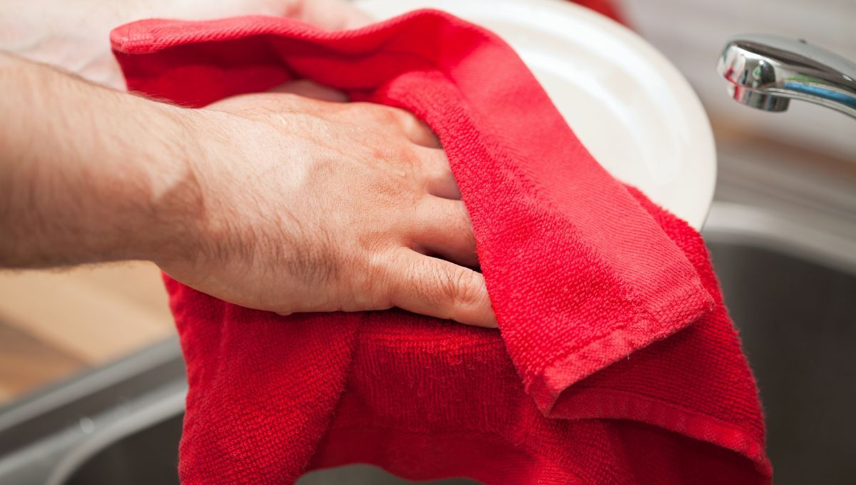 Truco de limpieza: dejá tus repasadores y trapos de cocina como nuevos