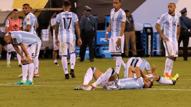 Mascherano y Agüero se encolumnan detrás de Lionel Messi