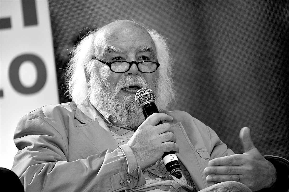 Juan Sasturain es director de la Biblioteca Nacional.