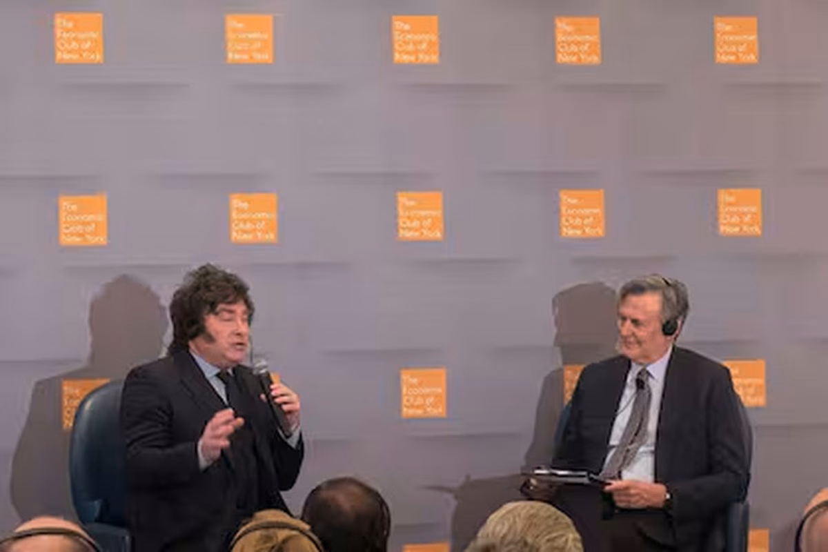 El Presidente defendió la soberanía sobre el archipiélago y remarcó que se respetará la dignidad de sus habitantes. El Presidente defendió la soberanía sobre el archipiélago y remarcó que se respetará la dignidad de sus habitantes.