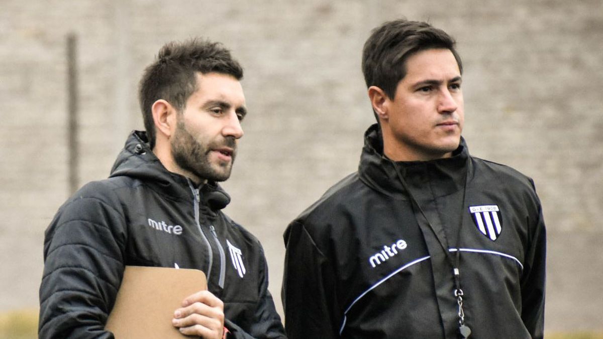 Ezequiel Medrán está a la derecha junto al preparador físico Fabián Della Gaspera. Ezequiel Medrán está a la derecha junto al preparador físico Fabián Della Gaspera.