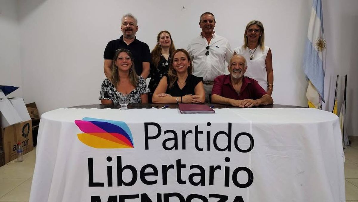 Catalina Garay Lira fue elegida comonueva presidenta del Partido Libertario Mendoza.