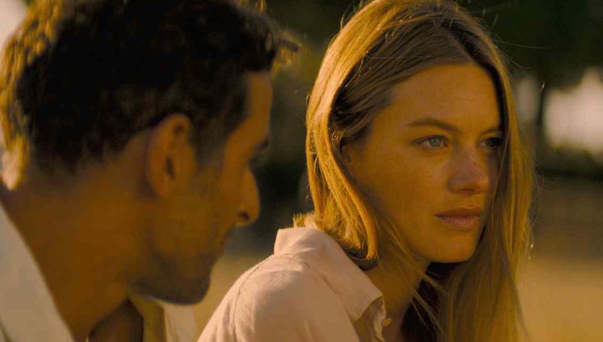 La película de Netflix atrapa con una trama de amor muy sensual y tóxico. La película de Netflix atrapa con una trama de amor muy sensual y tóxico.