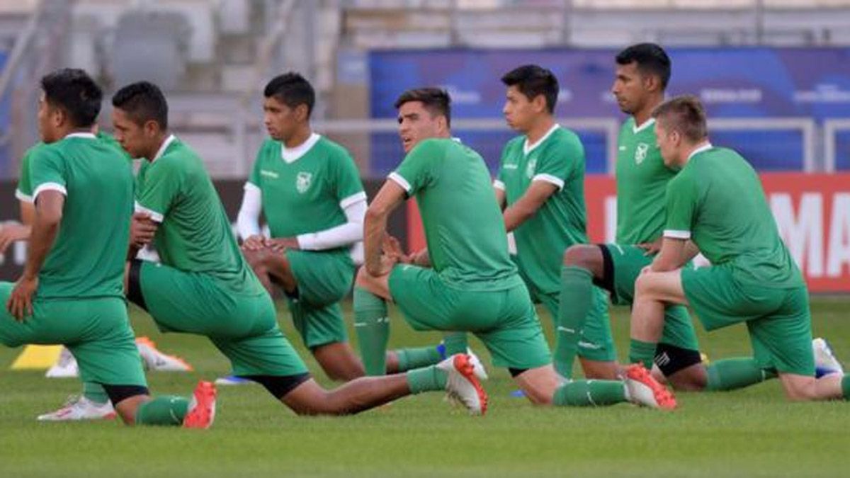 En escándalo sacude la Selección de Bolivia