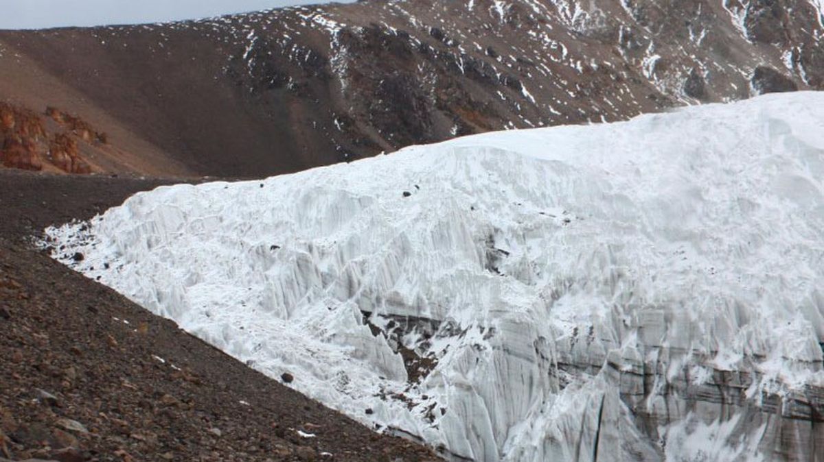 La reforma de la Ley de Glaciares es bien vista por los empresarios mineros mendocinos. La reforma de la Ley de Glaciares es bien vista por los empresarios mineros mendocinos.