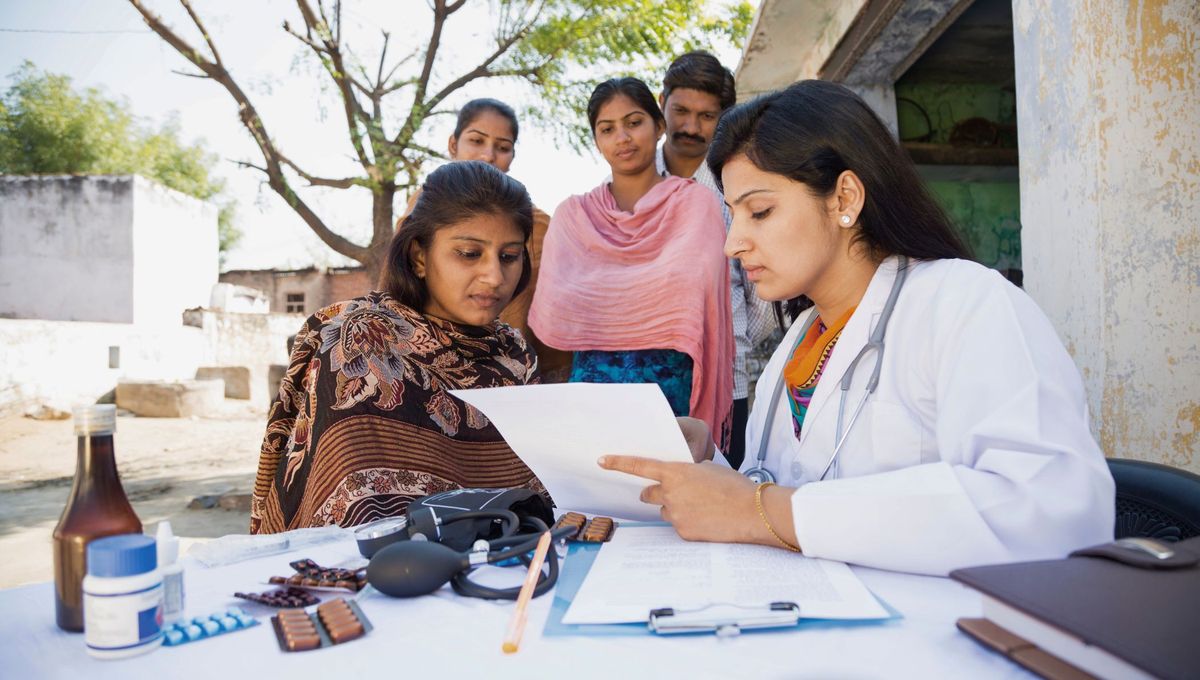 Se declara el día 12 de julio de cada año como Día Nacional de la Medicina Social, en homenaje a todos los médicos que se desempeñan en ese área y en especial al cardiocirujano Doctor René Gerónimo Favaloro, en conmemoración de la fecha de su nacimiento. Se declara el día 12 de julio de cada año como Día Nacional de la Medicina Social, en homenaje a todos los médicos que se desempeñan en ese área y en especial al cardiocirujano Doctor René Gerónimo Favaloro, en conmemoración de la fecha de su nacimiento. 