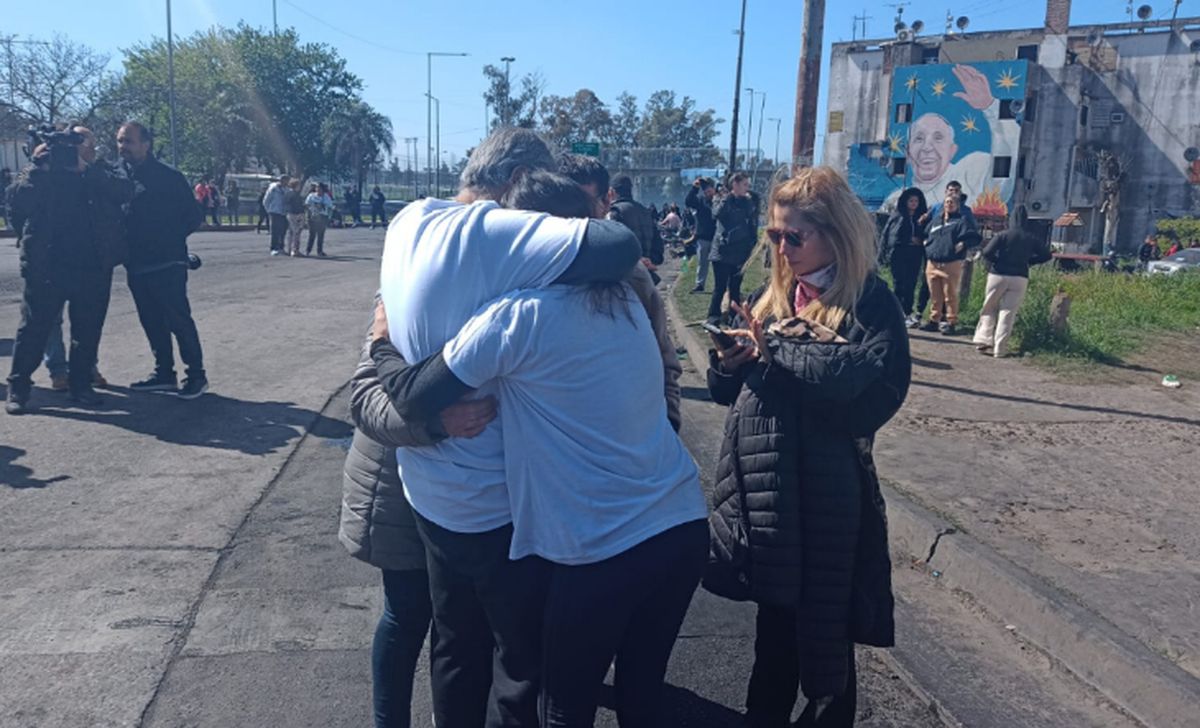 Familiares de las víctimas del crimen en Florencio Varela. Familiares de las víctimas del crimen en Florencio Varela. 