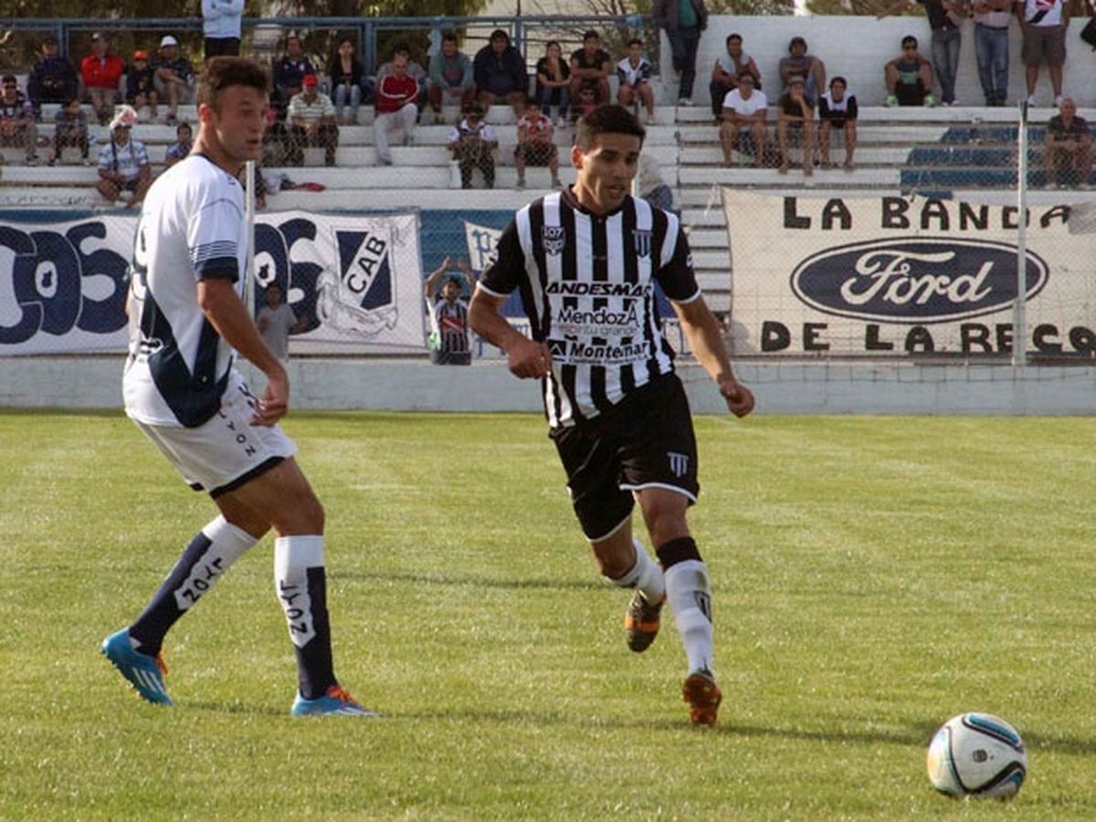 Contra Viento Y Marea: Con Dos Hombres Menos, Gimnasia Se Trajo La ...