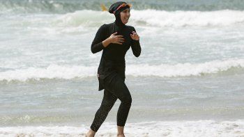 Anularon en Francia la prohibición al uso de los burkinis