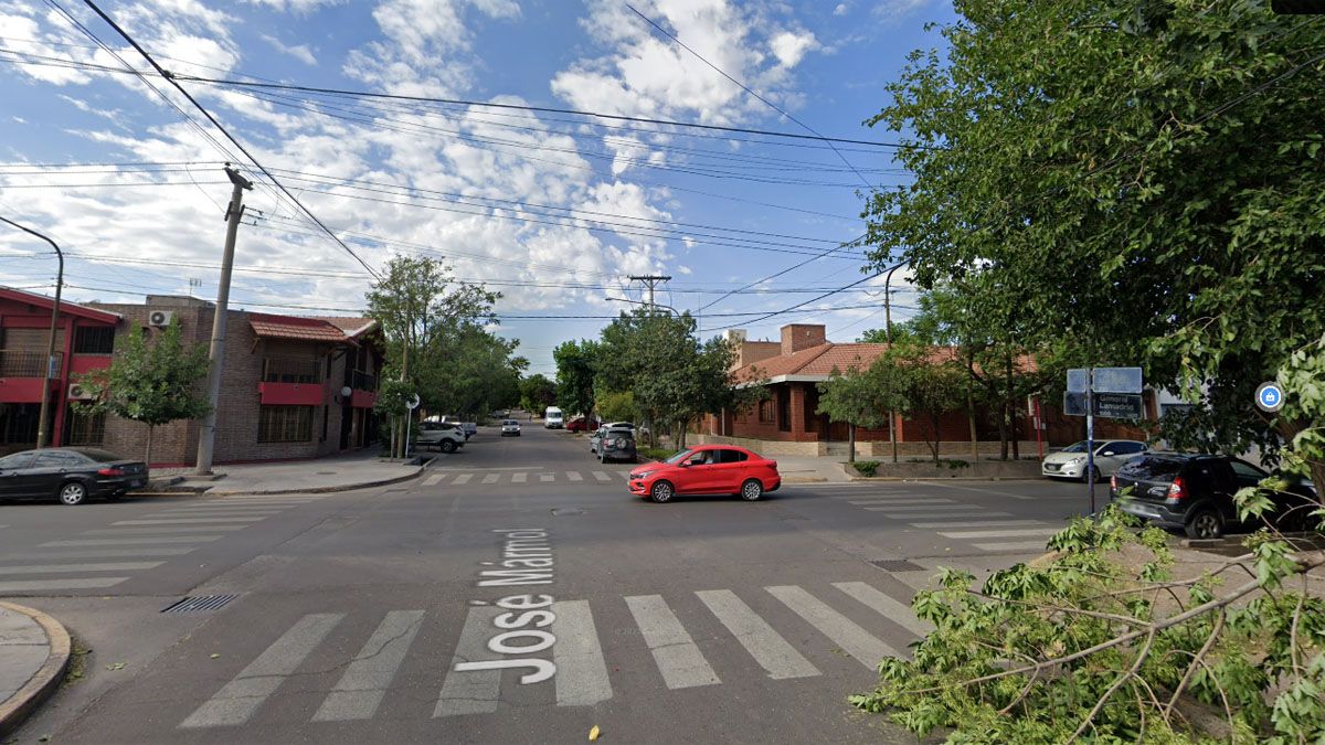 El asalto fue en una casa donde funciona un local de ropa en calle Mármol y Lamadrid