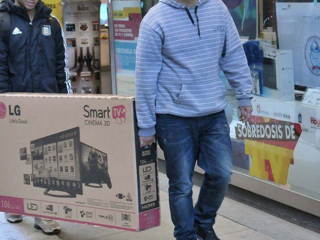 El Mundial disparó la venta de celulares y televisores LED